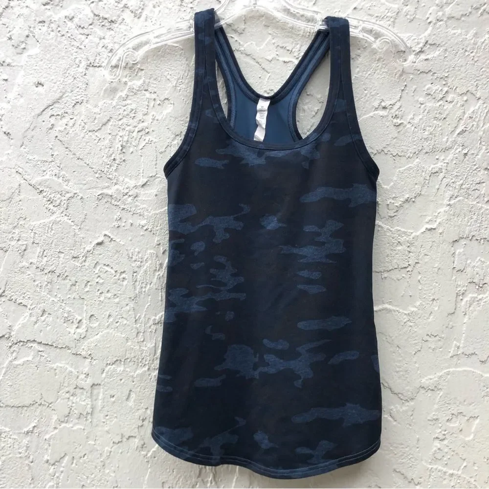 LULULEMON Blue Camo Racerback Tank Top Size 4 Athleisure Gym Loungewear